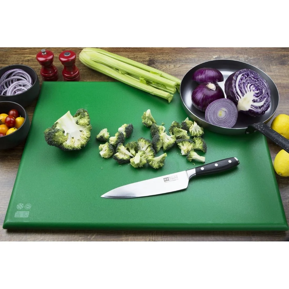 Hygiplas Extra Large High Density Green Chopping Board - Image 5