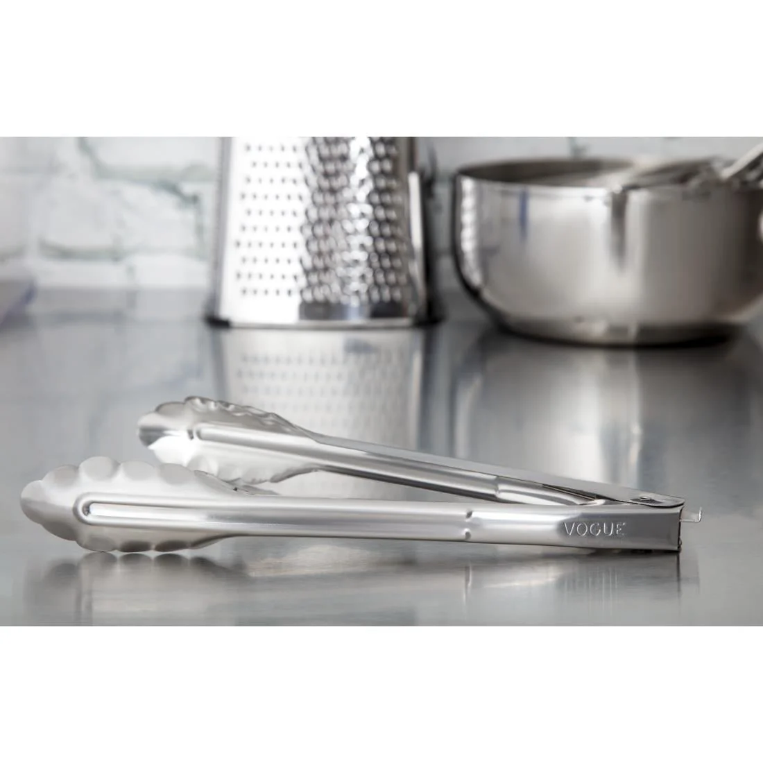 Vogue Catering Tongs 10" - Image 6