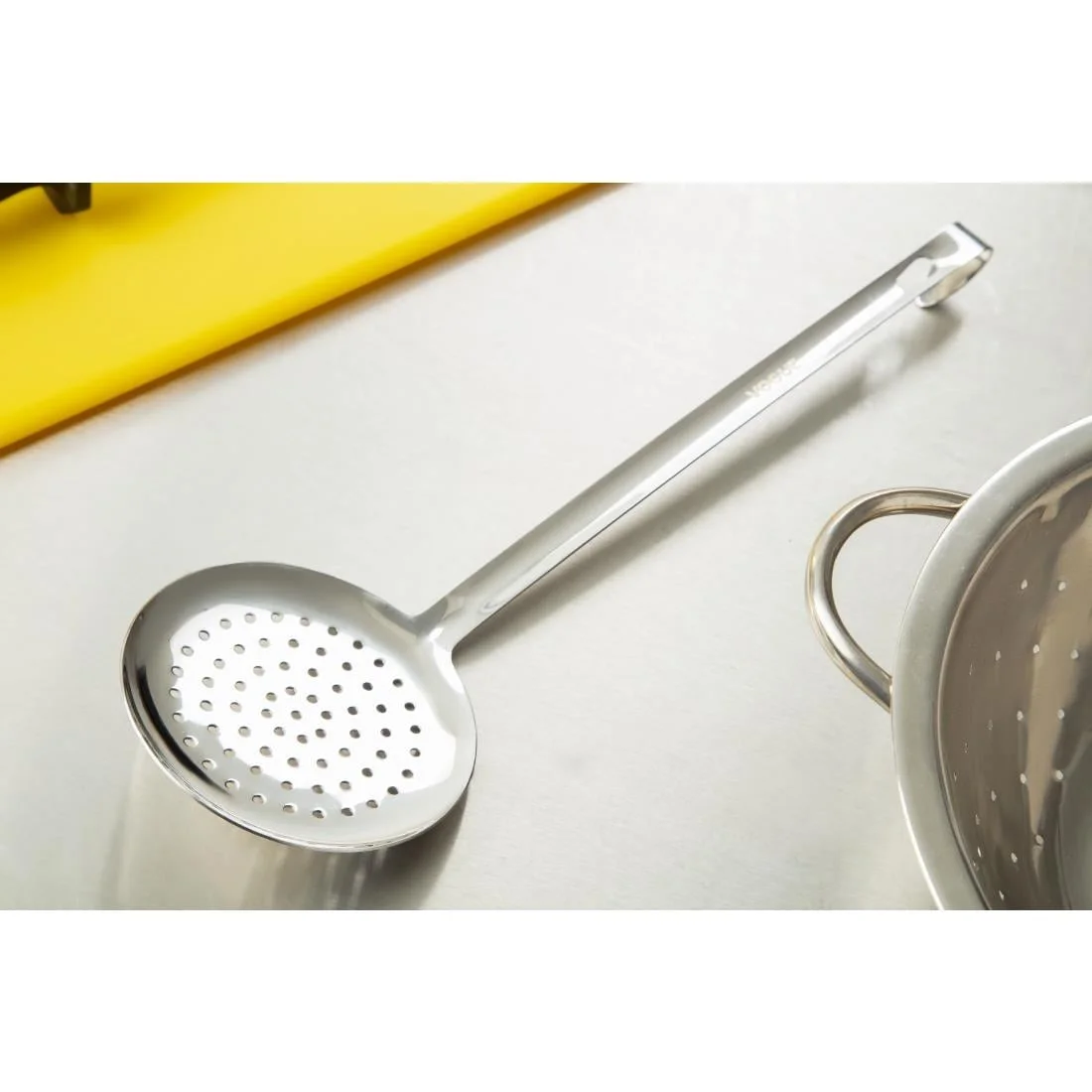 Vogue Stainless Steel Skimmer 4" - Image 6