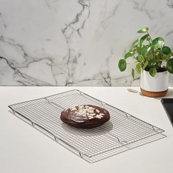 Vogue Heavy Duty Cake Cooling Tray 64x41cm
