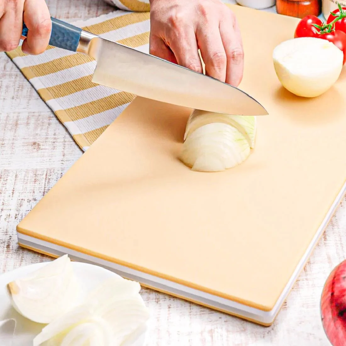 Hasegawa T20 Japanese Pro-Soft Lite Chopping Board 440x290mm - Image 3