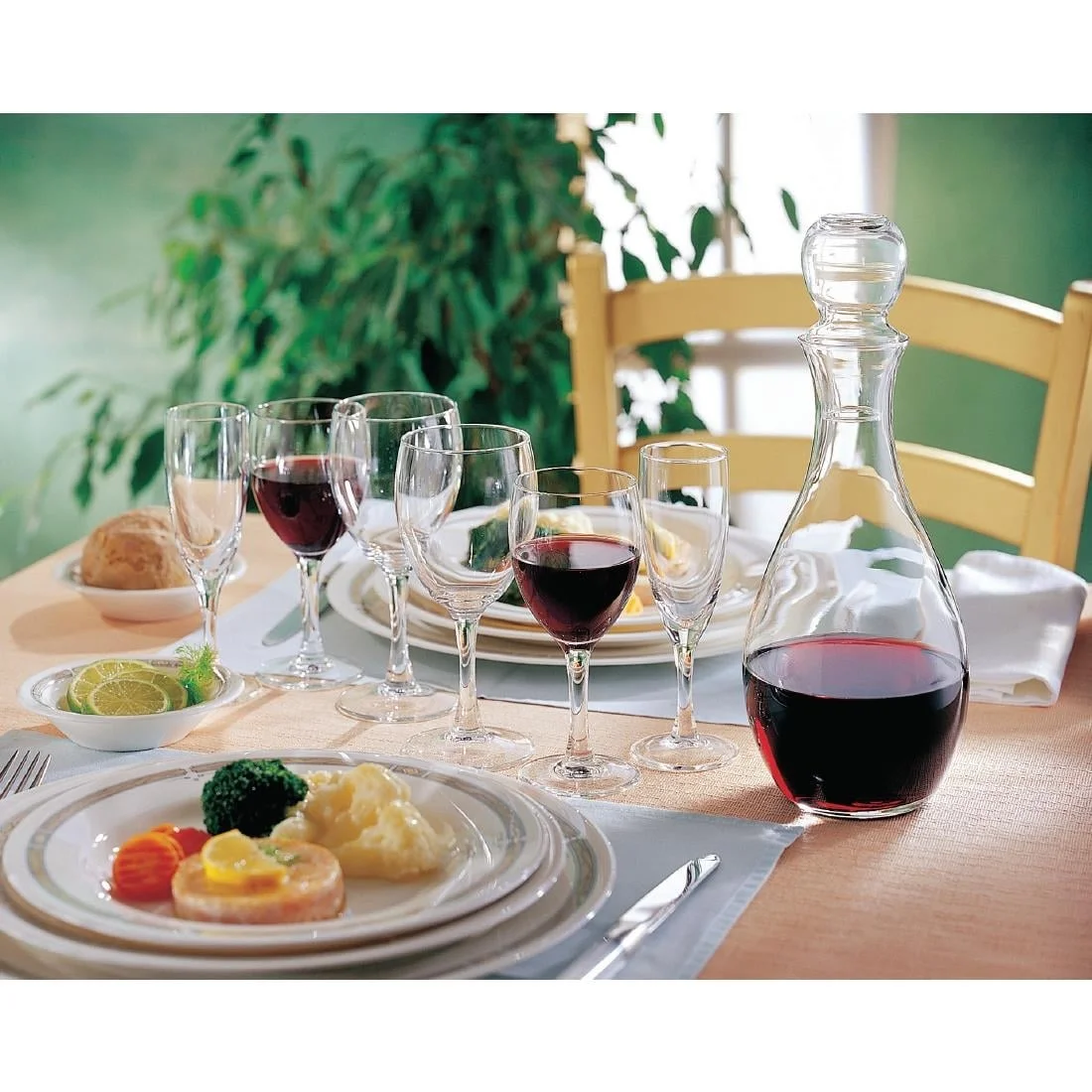 Arcoroc Elegance Wine Glasses 310ml LUKCA-NI at 250ml (12 Pack) - Image 4