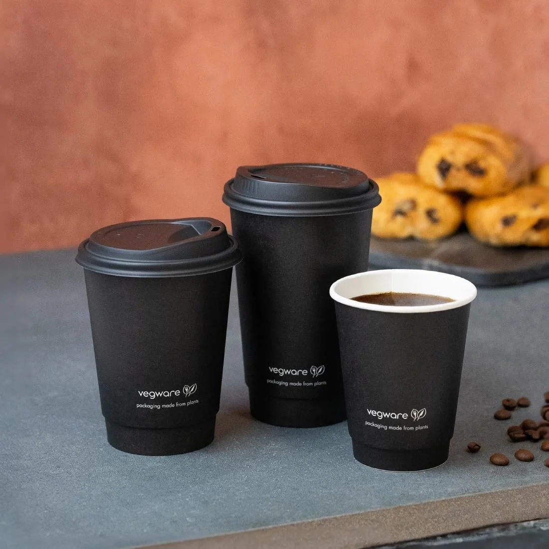 Vegware Double Wall Hot Cups Black 16oz (400 Pack) - Image 2