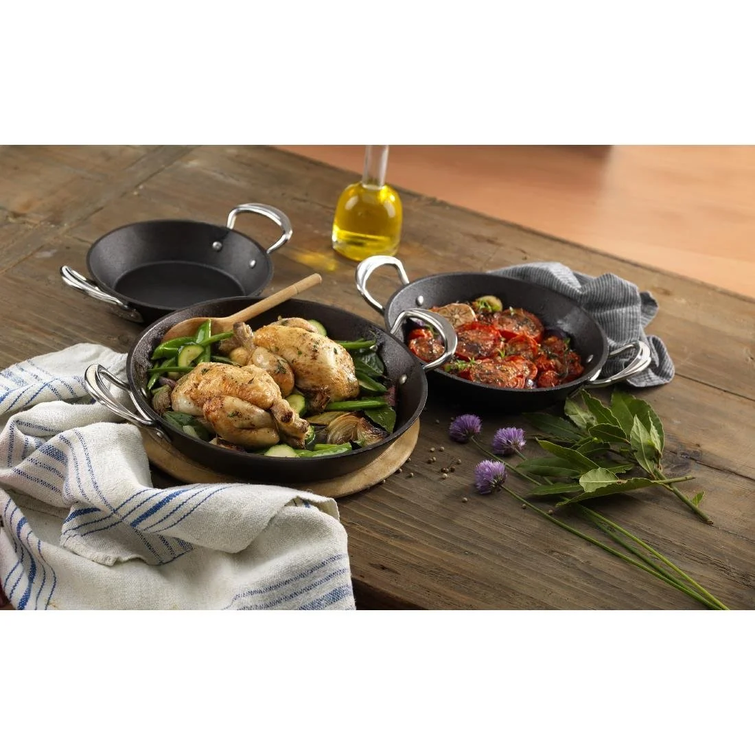 Samuel Groves Cast Iron Double Handled Skillet 24cm - Image 2