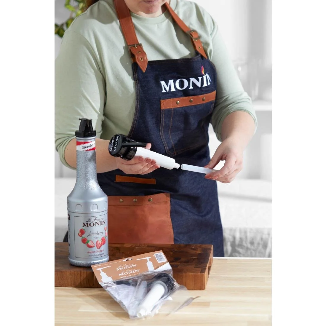 Monin Sauce Pump for 1.89Ltr Bottles - Image 5