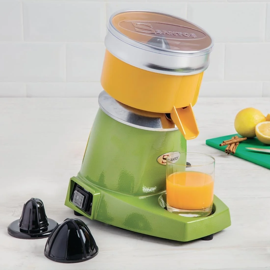 Santos Classic Citrus Juicer - Image 4