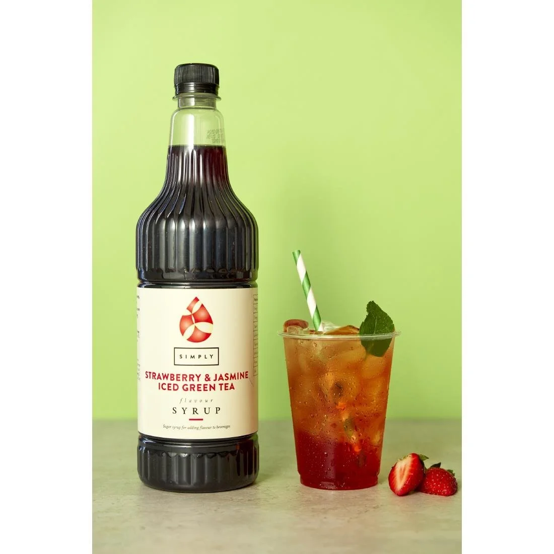 Simply Strawberry & Jasmine Iced Green Tea 1Ltr - Image 4