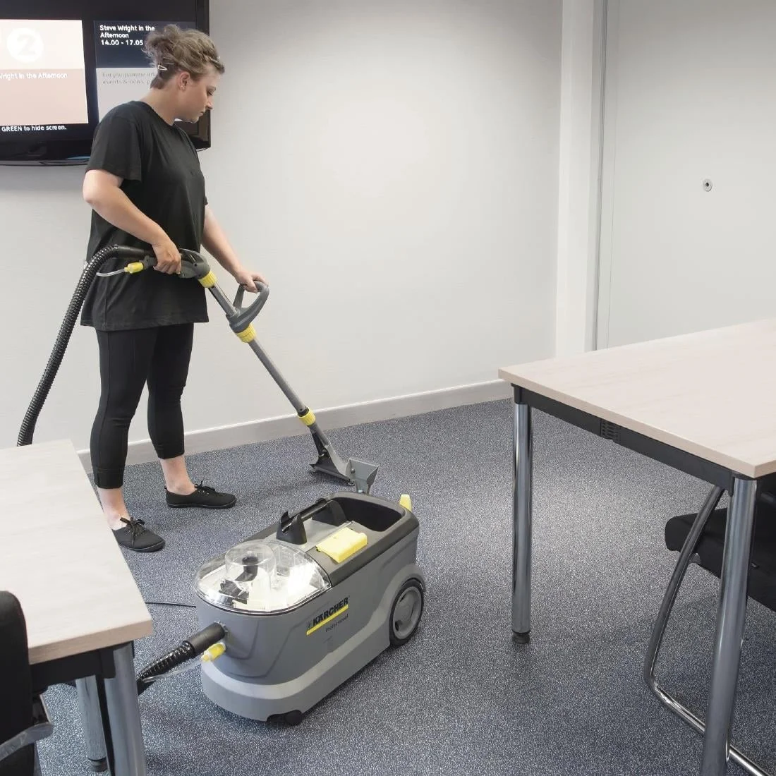 Karcher Puzzi 10/1 Spray Extraction Cleaner - Image 2