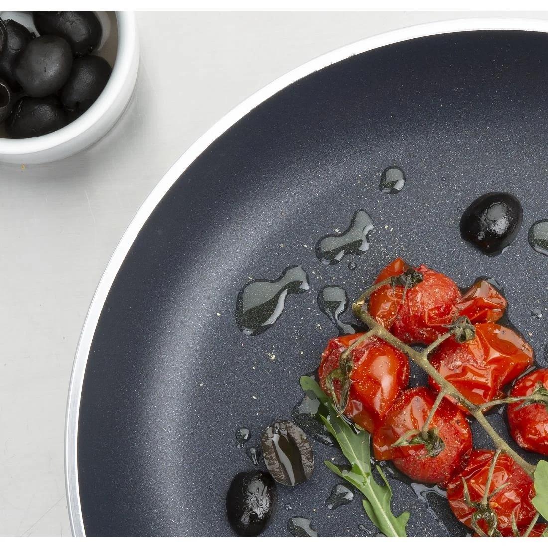 Vogue Non Stick Teflon Aluminium Frying Pan 240mm - HT978 - Image 13