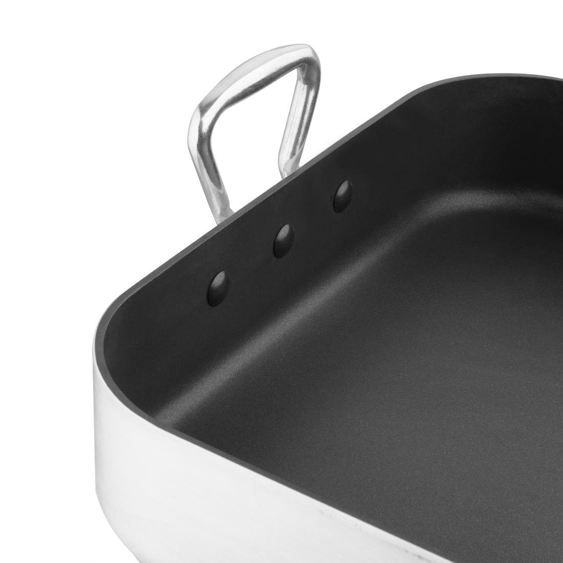 Vogue Aluminium Non Stick Roasting Pan