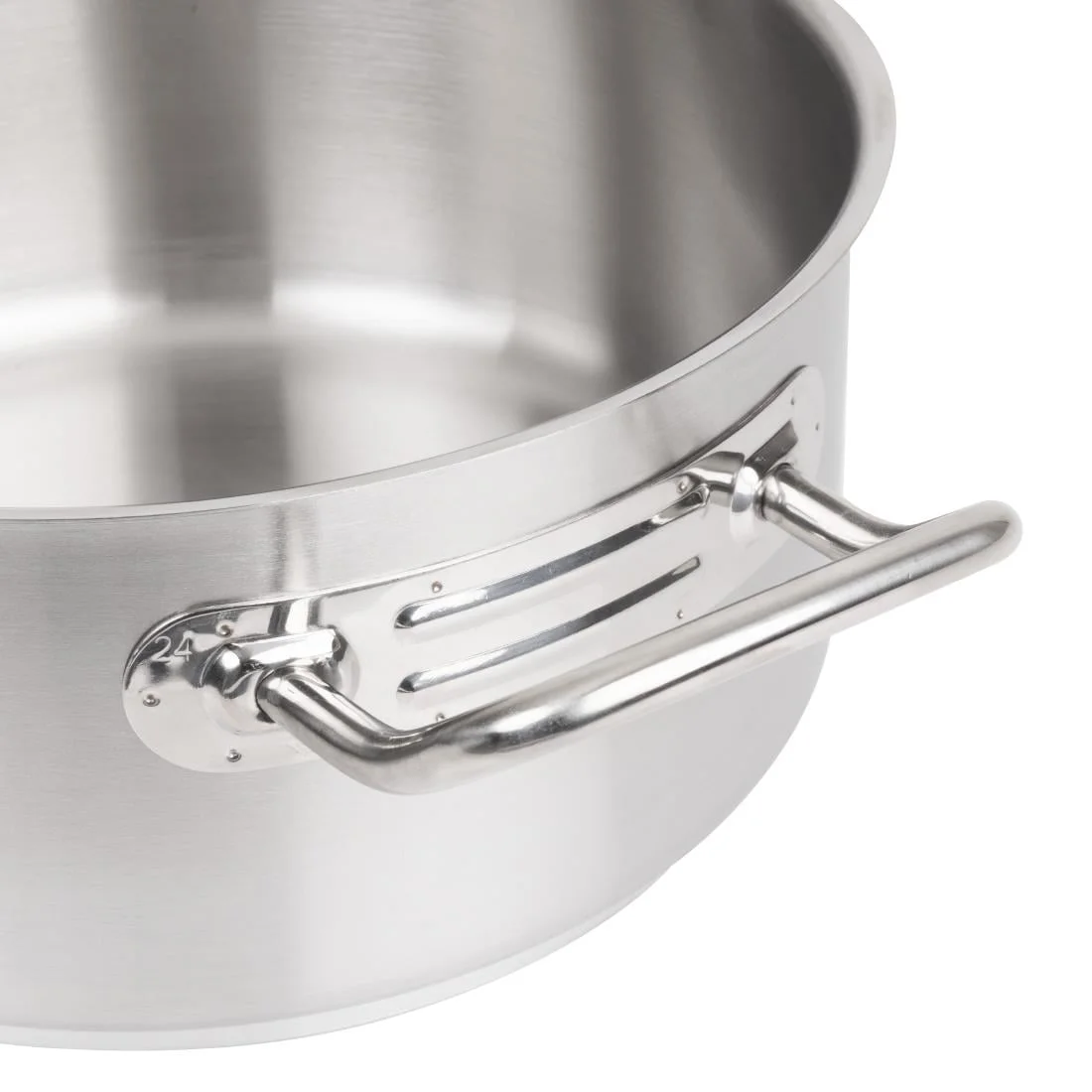 Vogue Casserole Pan 4.5Ltr - Image 5