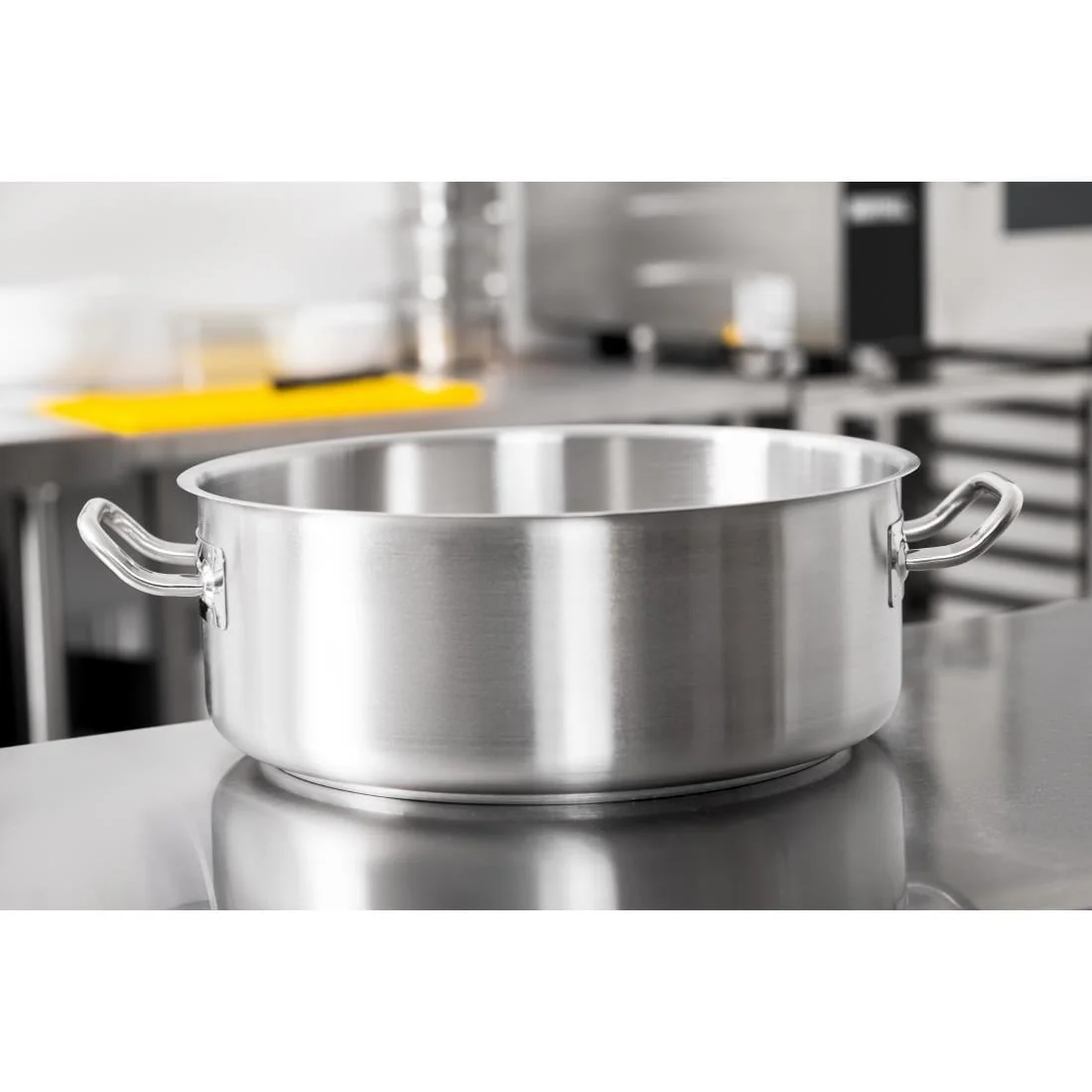 Vogue Casserole Pan 13Ltr - Image 7