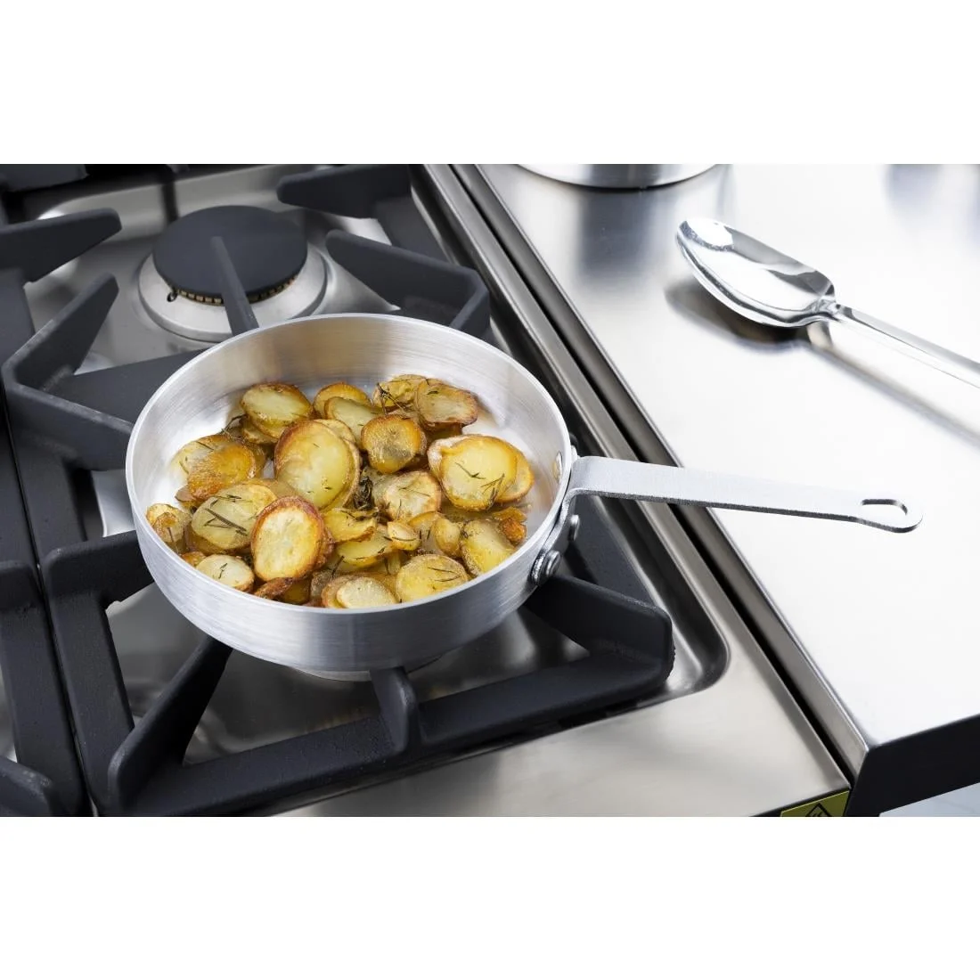 Vogue Aluminium Saute Pan 200mm - Image 8
