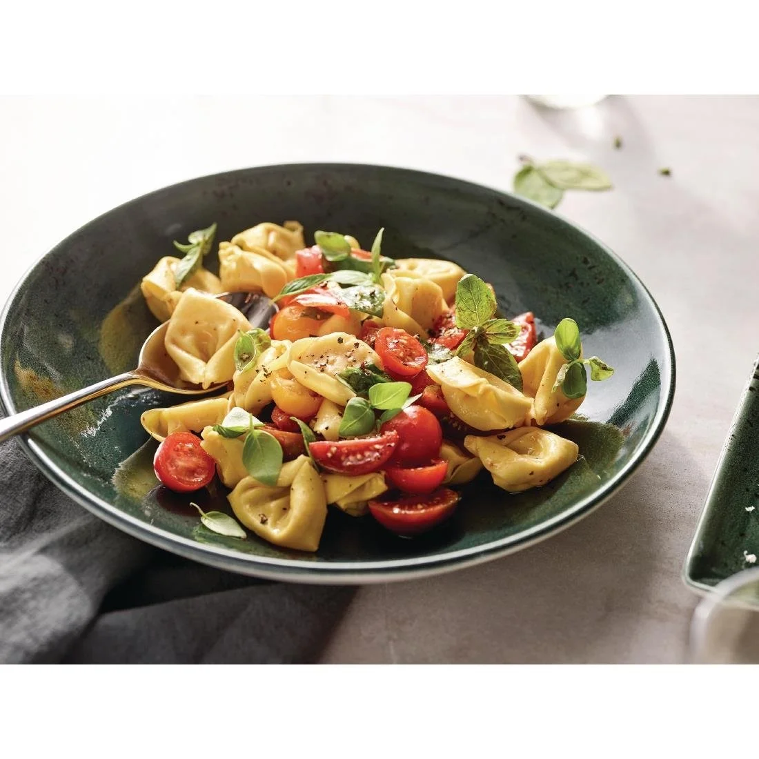 Steelite Vesuvius Coupe Bowls Burnt Emerald 253mm (12 Pack) - Image 2