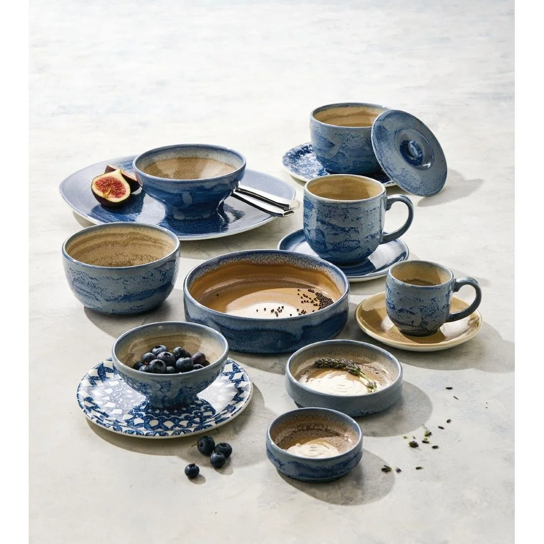 Steelite Aurora Revolution Bluestone Round Stacking Trays 165mm (12 Pack) - Image 3