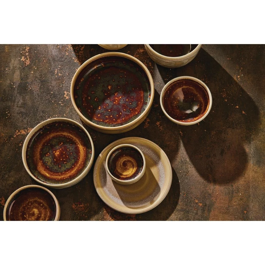 Steelite Aurora Vesuvius Amber Round Stacking Trays 203mm (12 Pack) - Image 4